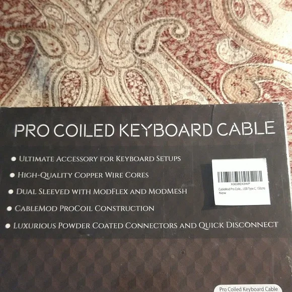 CableMod Pro Coiled Keyboard Cable - Picture 6 of 10